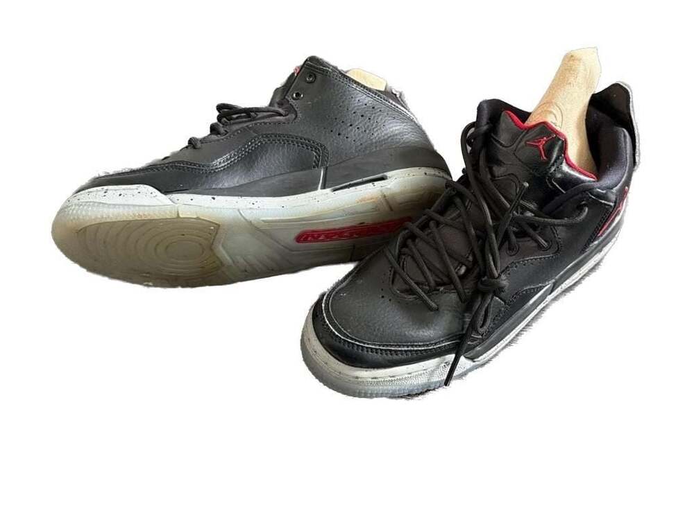 Jordan Courtside 23 GS Black Gym Red Particle Grey AR1002-023